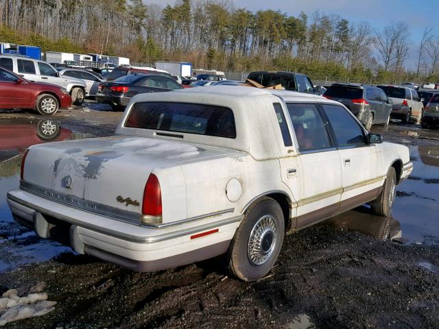 1C3XV66LXND728885 - 1992 CHRYSLER NEW YORKER WHITE photo 4