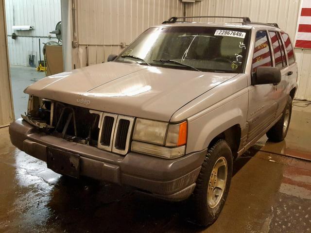 1J4GZ58S9WC328445 - 1998 JEEP GRAND CHER SILVER photo 2