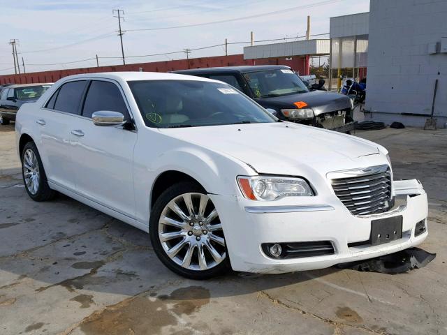 2C3CCAAGXEH336798 - 2014 CHRYSLER 300 WHITE photo 1