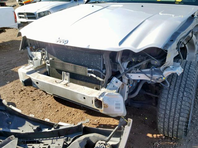 1J8HR58P37C609303 - 2007 JEEP GRAND CHER SILVER photo 9