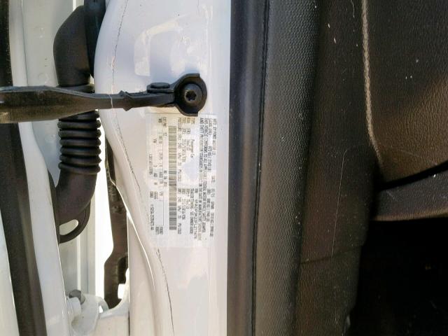 1FADP3K23FL211476 - 2015 FORD FOCUS SE WHITE photo 10