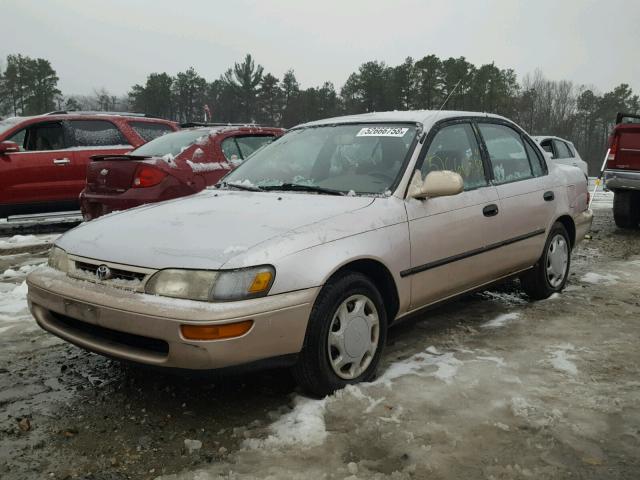 2T1BB02E6TC139426 - 1996 TOYOTA COROLLA DX TAN photo 2