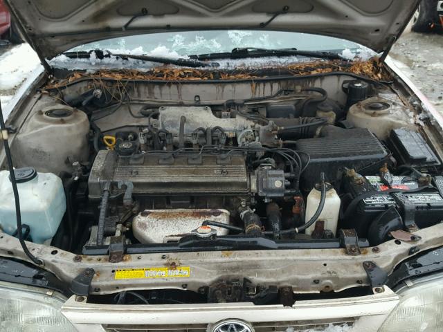 2T1BB02E6TC139426 - 1996 TOYOTA COROLLA DX TAN photo 7