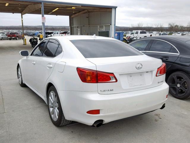 JTHBF5C29A5125812 - 2010 LEXUS IS 250 WHITE photo 3