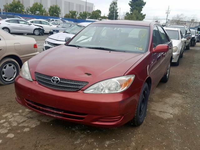 4T1BE32K83U239766 - 2003 TOYOTA CAMRY LE RED photo 2