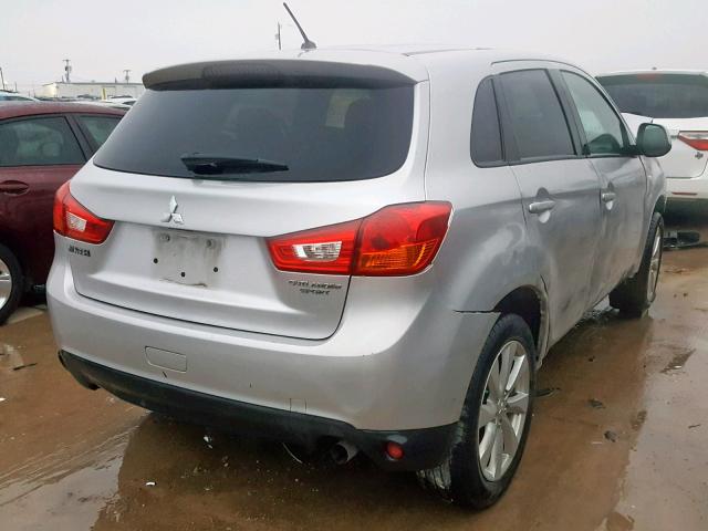 4A4AP3AU6EE007993 - 2014 MITSUBISHI OUTLANDER SILVER photo 4