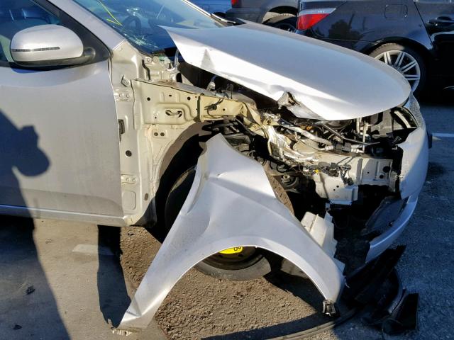 KNAFU4A23D5685171 - 2013 KIA FORTE EX SILVER photo 9