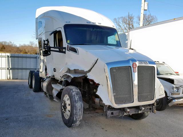 1XKYD49X8GJ475550 - 2016 KENWORTH CONSTRUCTI WHITE photo 1