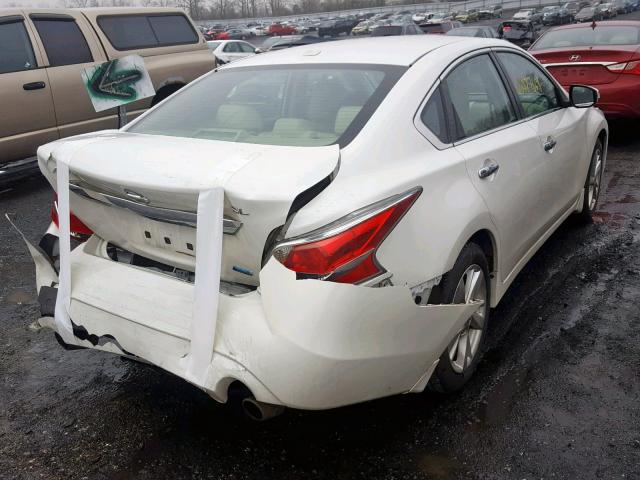 1N4AL3AP3EC170034 - 2014 NISSAN ALTIMA WHITE photo 4