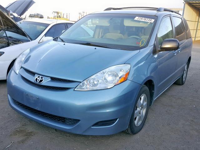 5TDZK23C57S092748 - 2007 TOYOTA SIENNA CE BLUE photo 2