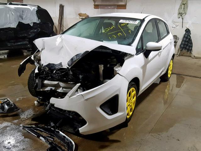 3FADP4TJ9DM215264 - 2013 FORD FIESTA S WHITE photo 2