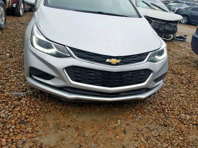 1G1BE5SM9H7156833 - 2017 CHEVROLET CRUZE LT SILVER photo 9