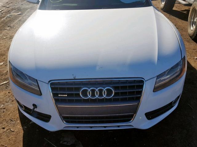 WAULFAFR3BA079195 - 2011 AUDI A5 PREMIUM WHITE photo 7