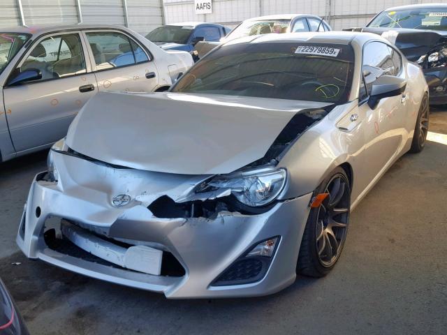JF1ZNAA11D2726780 - 2013 TOYOTA SCION FR-S SILVER photo 2