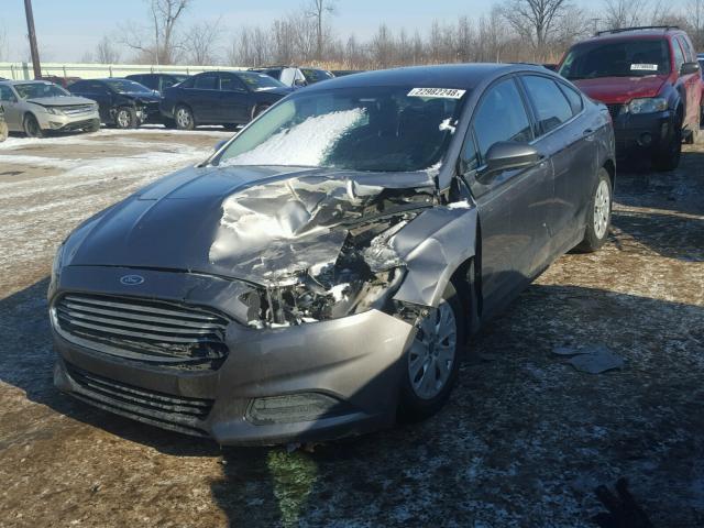 3FA6P0G73DR116734 - 2013 FORD FUSION S GRAY photo 2