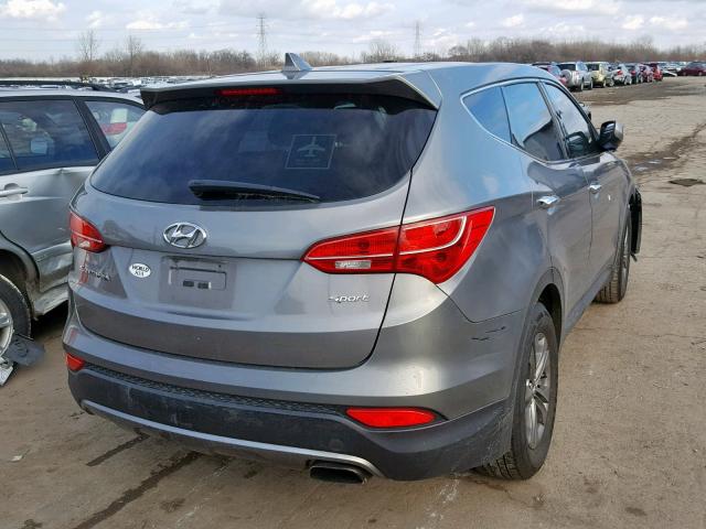 5XYZT3LB8FG234676 - 2015 HYUNDAI SANTA FE S GRAY photo 4