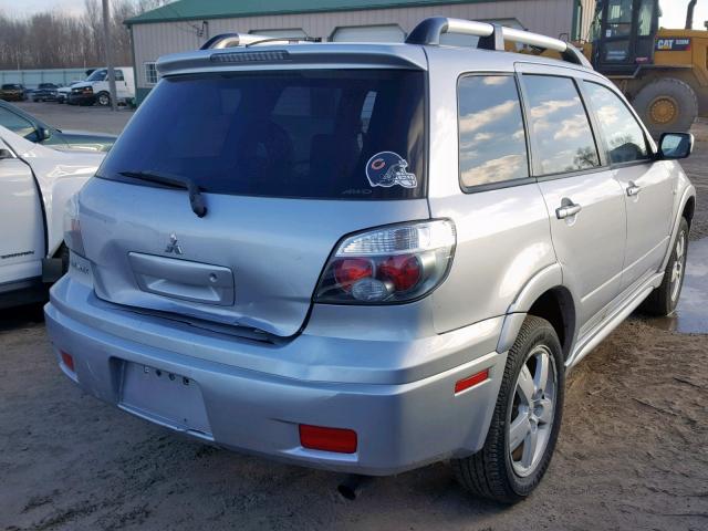 JA4LZ81F45U008245 - 2005 MITSUBISHI OUTLANDER SILVER photo 4