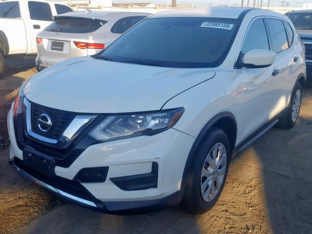 5N1AT2MN4HC744994 - 2017 NISSAN ROGUE SV თეთრი ფოტო 2