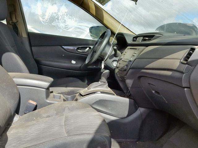 5N1AT2MN4HC744994 - 2017 NISSAN ROGUE SV თეთრი ფოტო 5