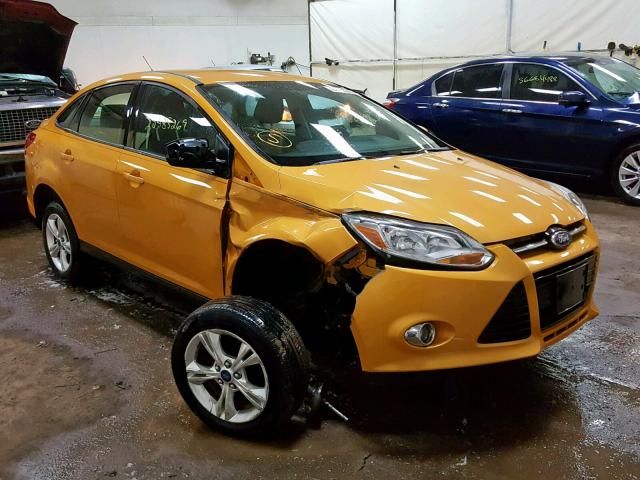 1FAHP3F28CL261944 - 2012 FORD FOCUS SE YELLOW photo 1