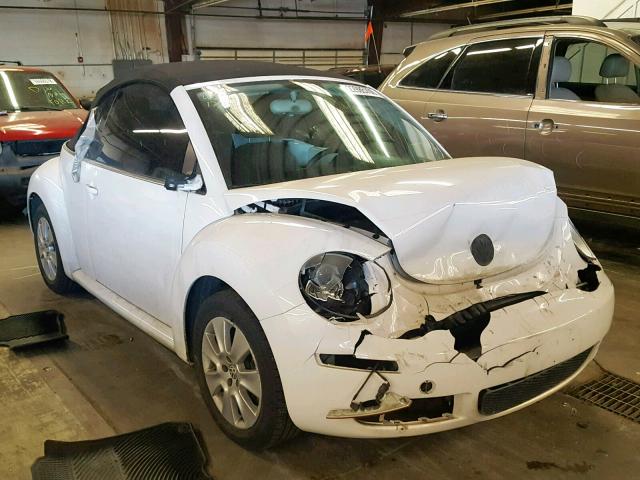 3VWRF31Y29M402895 - 2009 VOLKSWAGEN NEW BEETLE Weiß Foto 1