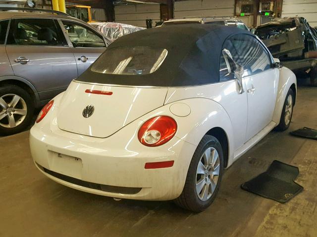 3VWRF31Y29M402895 - 2009 VOLKSWAGEN NEW BEETLE Weiß Foto 4