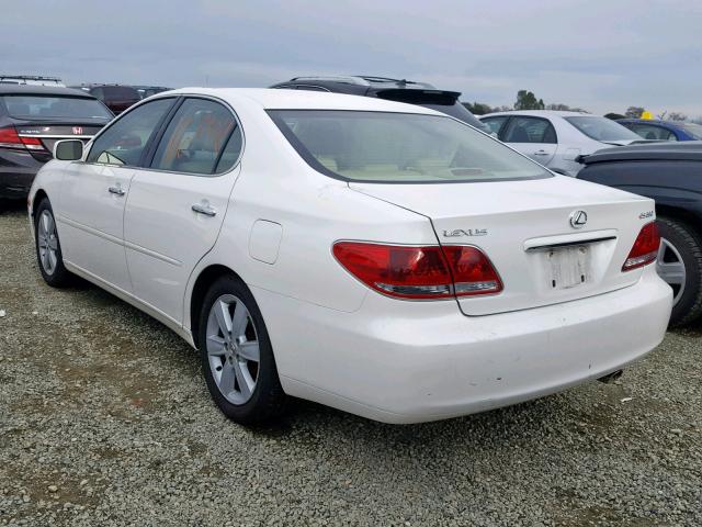 JTHBA30G155119141 - 2005 LEXUS ES 330 WHITE photo 3