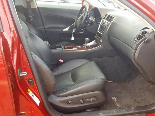 JTHBK262765000515 - 2006 LEXUS IS 250 RED photo 5