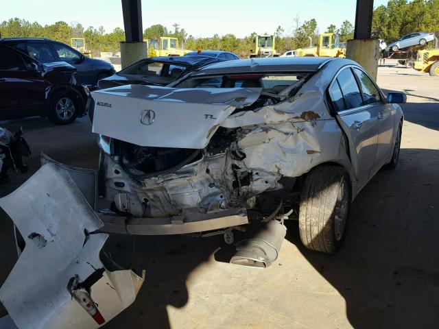 19UUA8F2XAA022719 - 2010 ACURA TL WHITE photo 4