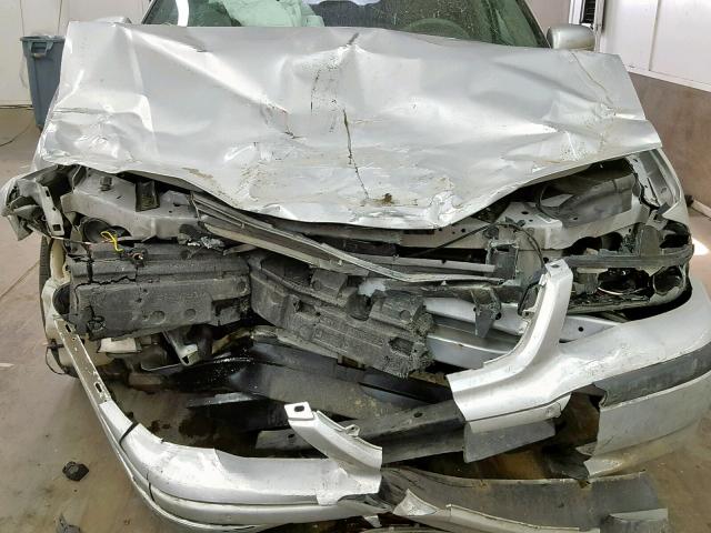 2G1WF52E349103593 - 2004 CHEVROLET IMPALA SILVER photo 9