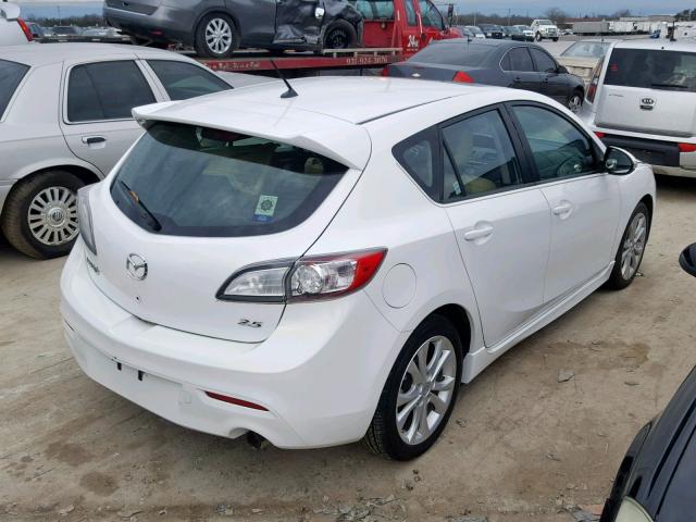 JM1BL1H50A1107972 - 2010 MAZDA 3 S WHITE photo 4