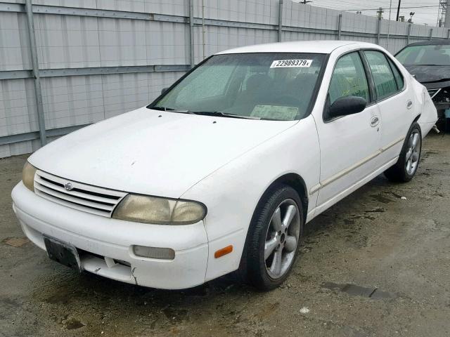 1N4BU31D0VC202896 - 1997 NISSAN ALTIMA XE WHITE photo 2