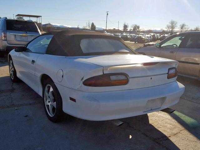 2G1FP32K2V2158943 - 1997 CHEVROLET CAMARO BAS WHITE photo 3