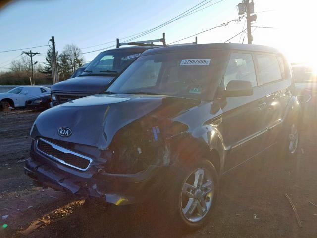 KNDJT2A22B7219267 - 2011 KIA SOUL BLUE photo 2