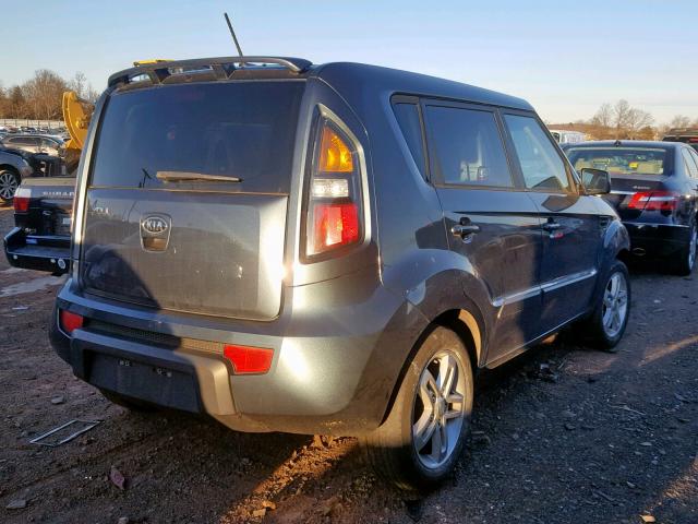 KNDJT2A22B7219267 - 2011 KIA SOUL BLUE photo 4