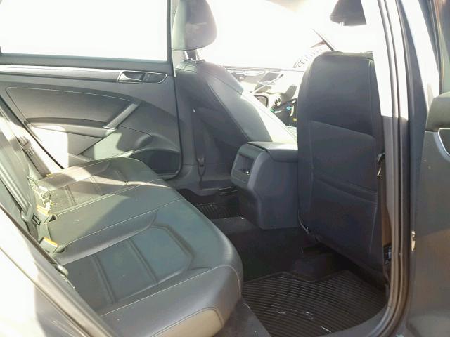 1VWDT7A34HC046836 - 2017 VOLKSWAGEN PASSAT R-L CHARCOAL photo 6