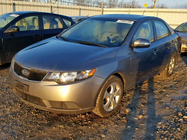 KNAFU4A25A5288394 - 2010 KIA FORTE EX GRAY photo 2