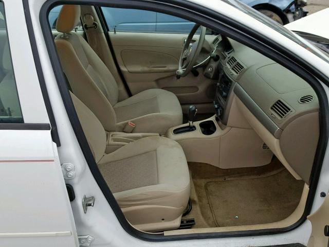 1G1AK52F257572787 - 2005 CHEVROLET COBALT 白色 照片 5