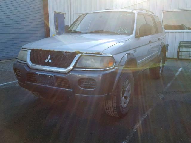 JA4MT31R82P009816 - 2002 MITSUBISHI MONTERO SP SILVER photo 2