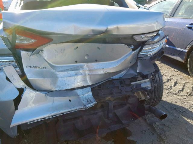 3FA6P0HD4GR334741 - 2016 FORD FUSION SE SILVER photo 9