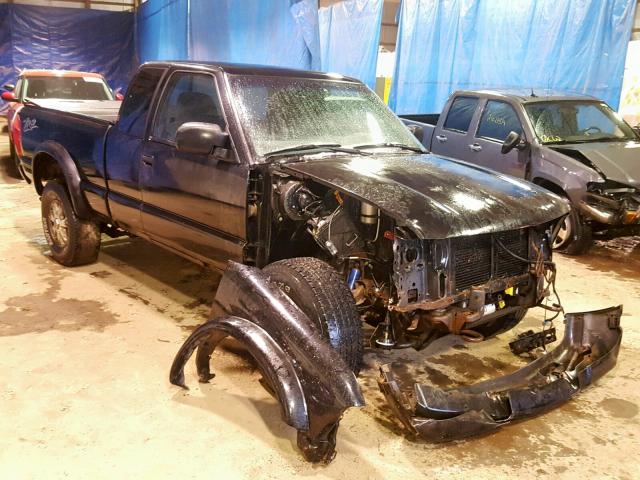 1GTCT19W628172345 - 2002 GMC SONOMA BLACK photo 1