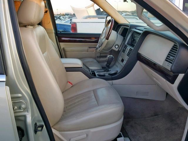 5LMEU78HX3ZJ26694 - 2003 LINCOLN AVIATOR 米色 照片 5