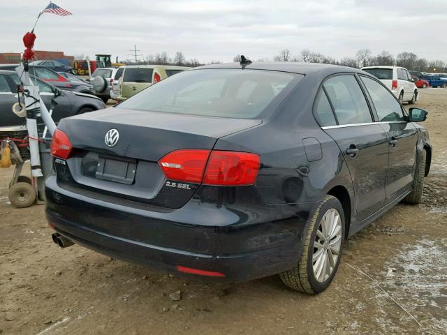 3VWLZ7AJ9BM355667 - 2011 VOLKSWAGEN JETTA SEL 黑色 照片 4