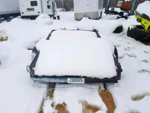 4YMUL10163T015433 - 2003 UTILITY TRAILER BLACK photo 5