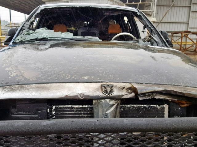 3D7KU28C14G184055 - 2004 DODGE RAM 2500 S 蓝色 照片 7