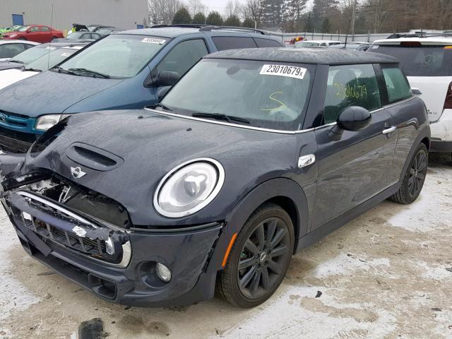 WMWXP7C55H2C61361 - 2017 MINI COOPER S GRAY photo 2