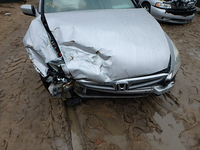 1HGCM56467A148197 - 2007 HONDA ACCORD LX SILVER photo 10