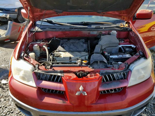 JA4LX41F25U043087 - 2005 MITSUBISHI OUTLANDER RED photo 7