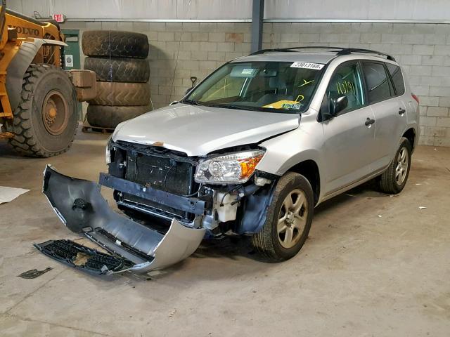 JTMBD33V485137690 - 2008 TOYOTA RAV4 SILVER photo 2