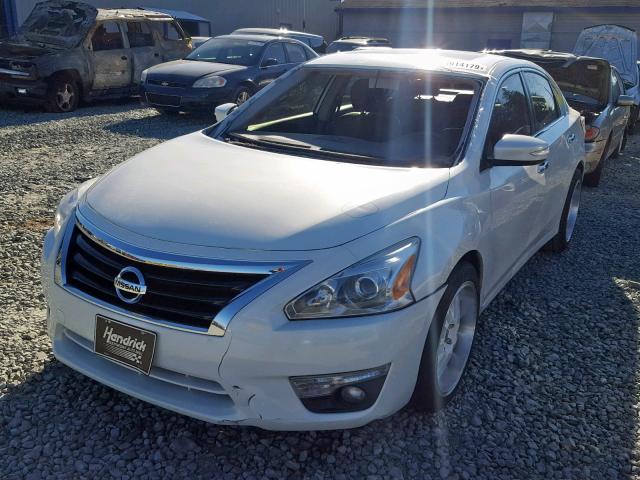 1N4AL3AP1DC212778 - 2013 NISSAN ALTIMA 2.5 WHITE photo 2